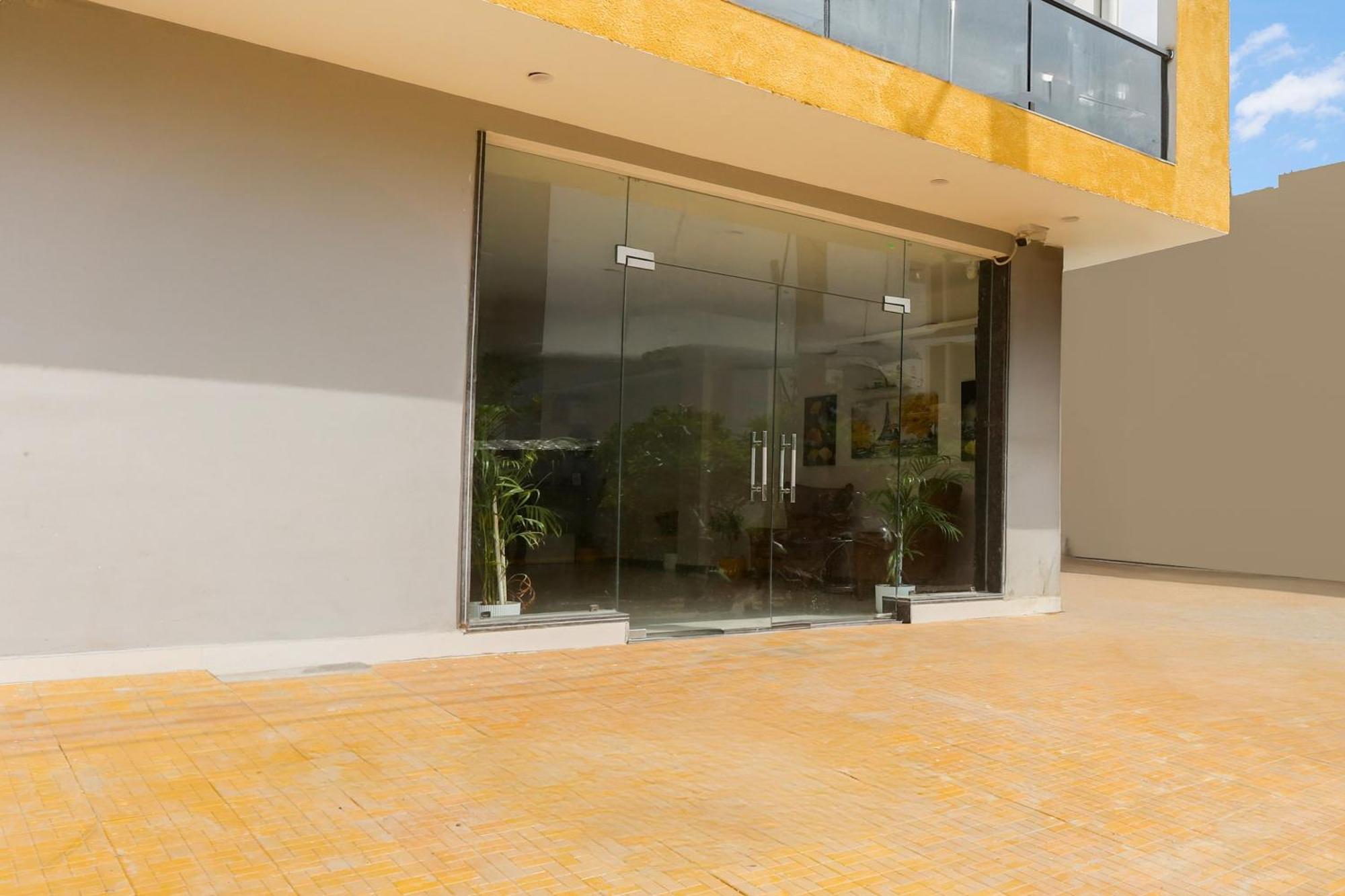 Hotel Super Townhouse Sector 69 Gurgaon Zewnętrze zdjęcie