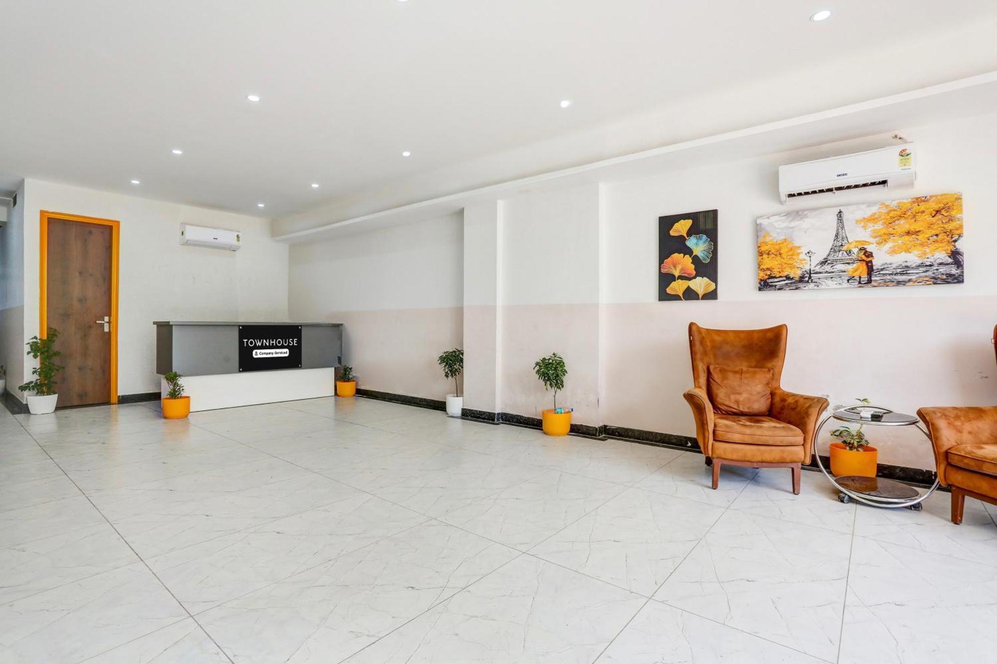 Hotel Super Townhouse Sector 69 Gurgaon Zewnętrze zdjęcie