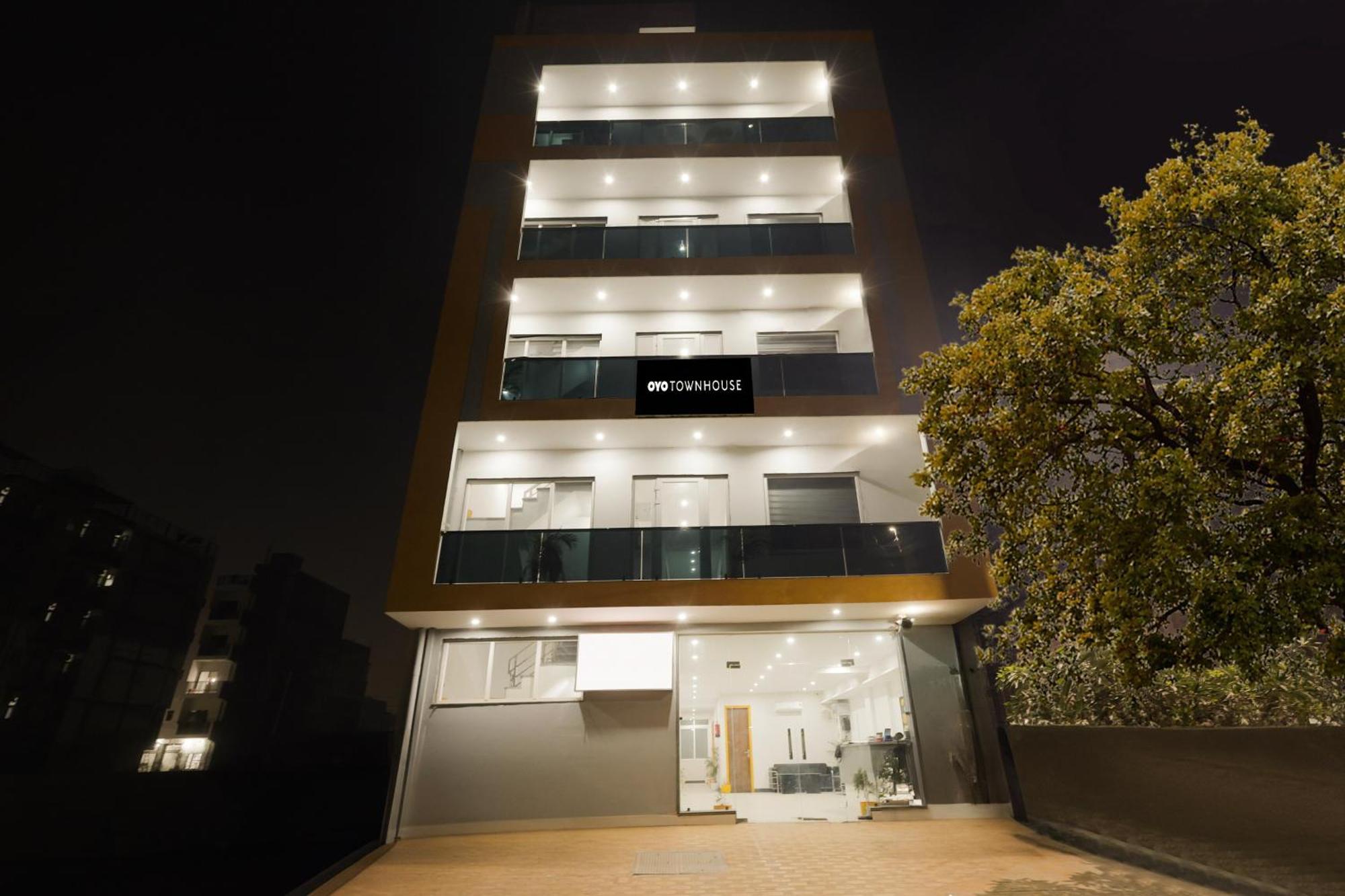 Hotel Super Townhouse Sector 69 Gurgaon Zewnętrze zdjęcie