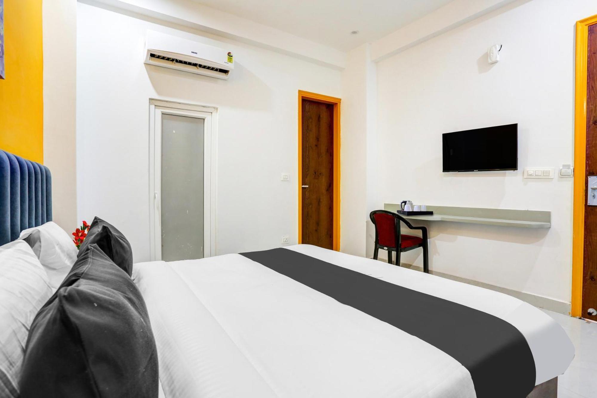 Hotel Super Townhouse Sector 69 Gurgaon Zewnętrze zdjęcie